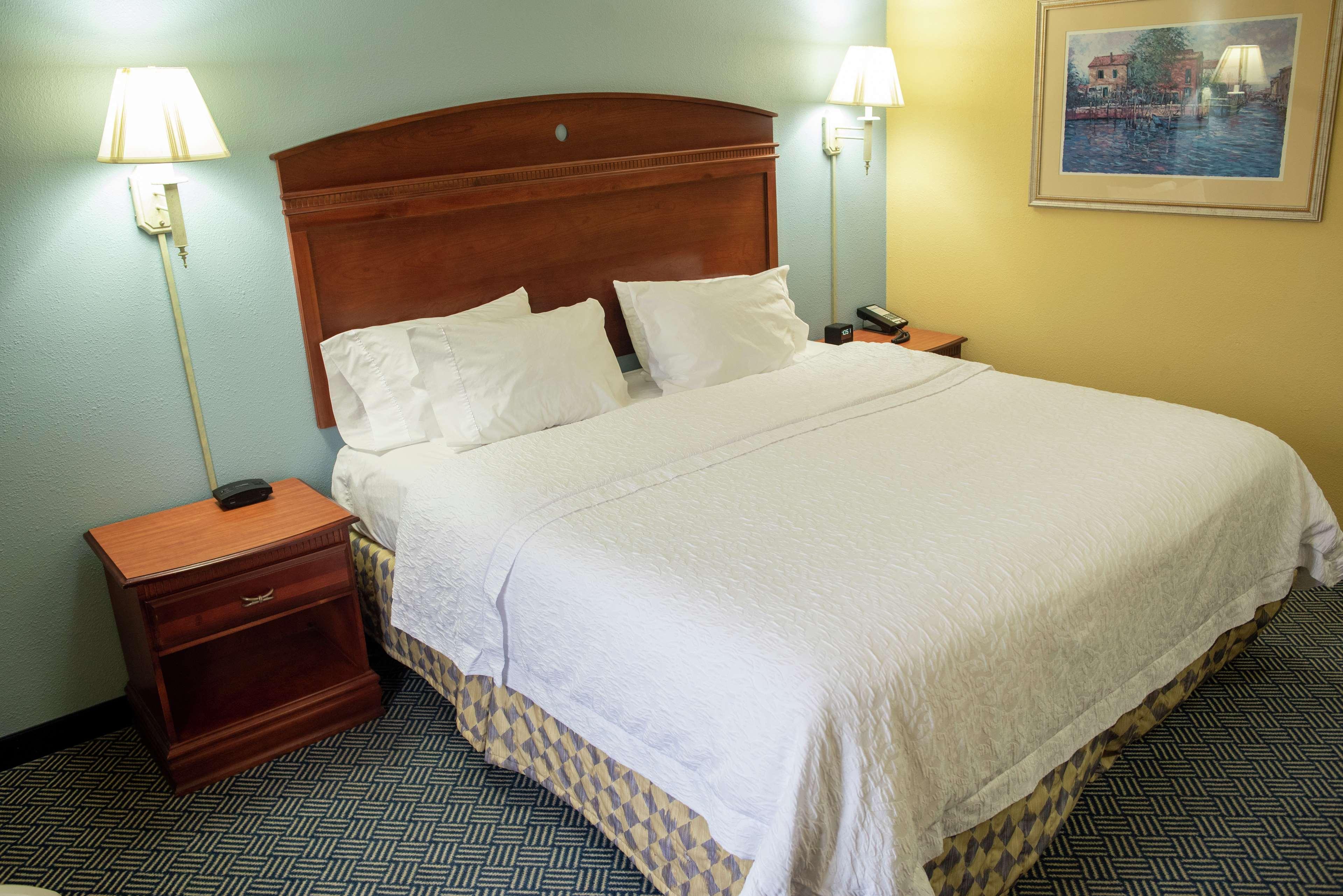 Hampton Inn Lebanon Exterior photo